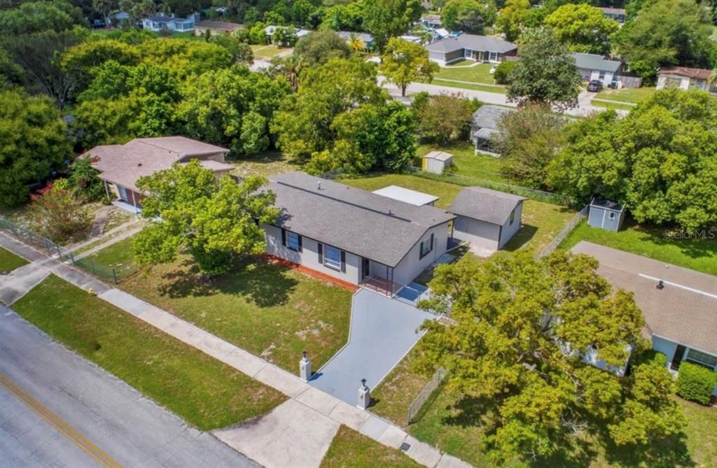 For Sale: $249,900 (3 beds, 2 baths, 1050 Square Feet)