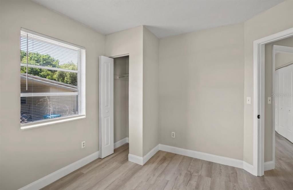 For Sale: $249,900 (3 beds, 2 baths, 1050 Square Feet)