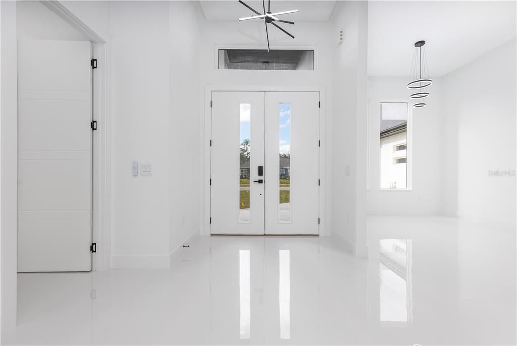 For Sale: $799,000 (3 beds, 2 baths, 2314 Square Feet)