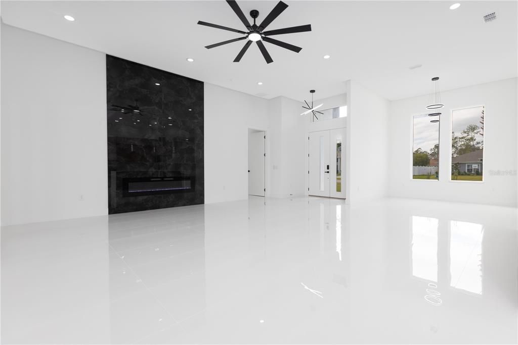 For Sale: $799,000 (3 beds, 2 baths, 2314 Square Feet)