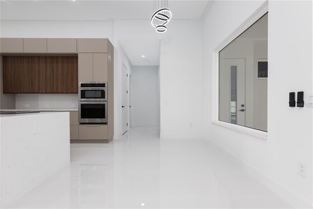 For Sale: $799,000 (3 beds, 2 baths, 2314 Square Feet)