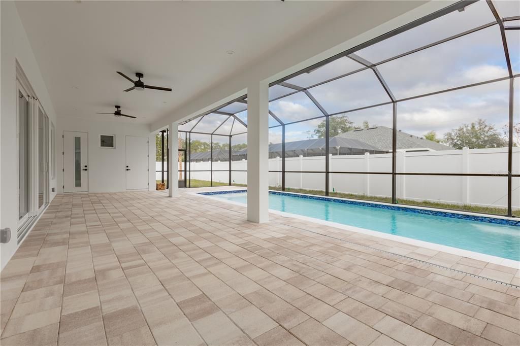 For Sale: $799,000 (3 beds, 2 baths, 2314 Square Feet)