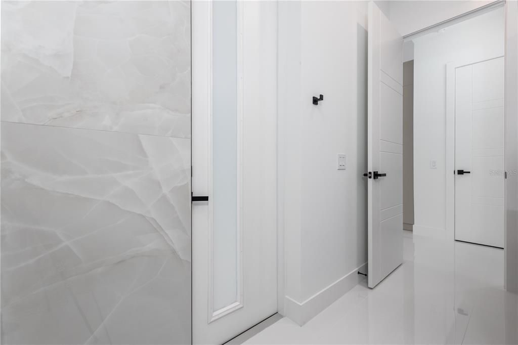 For Sale: $799,000 (3 beds, 2 baths, 2314 Square Feet)