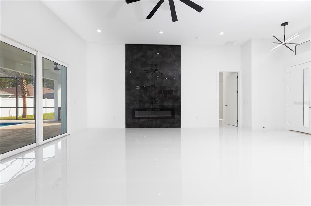 For Sale: $799,000 (3 beds, 2 baths, 2314 Square Feet)