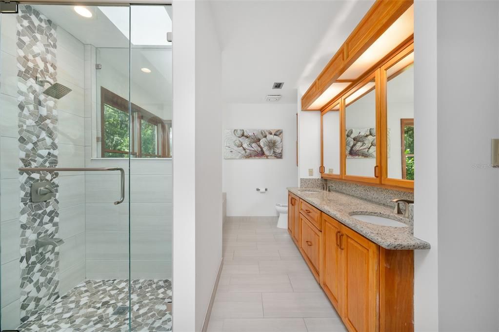 For Rent: $7,000 (5 beds, 4 baths, 4044 Square Feet)