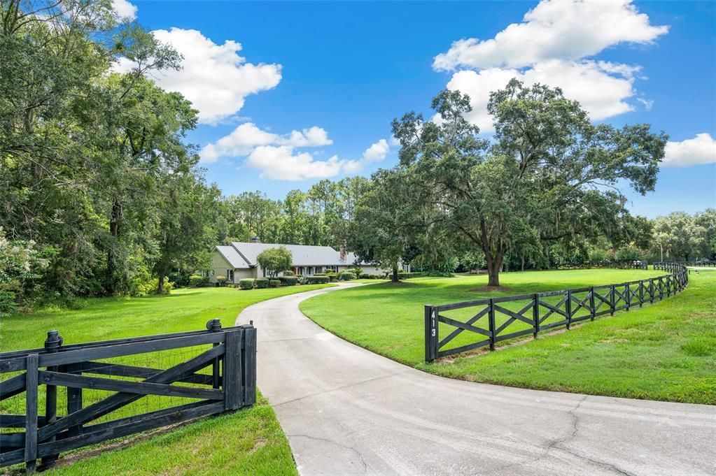 For Rent: $7,000 (5 beds, 4 baths, 4044 Square Feet)