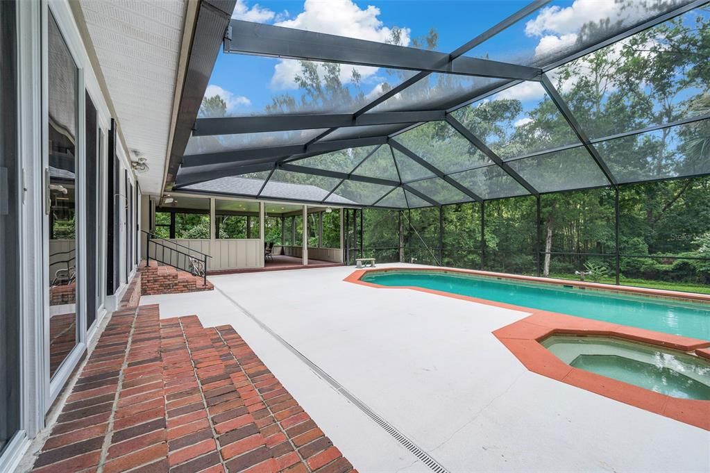 For Rent: $7,000 (5 beds, 4 baths, 4044 Square Feet)