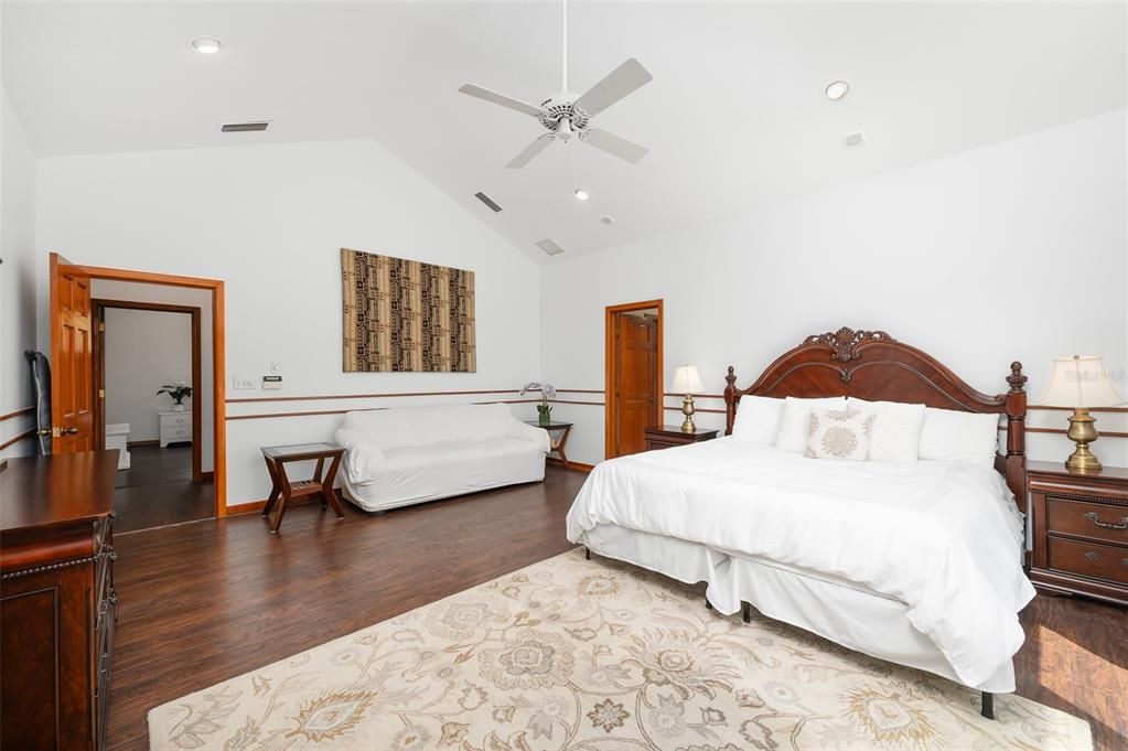 For Rent: $7,000 (5 beds, 4 baths, 4044 Square Feet)