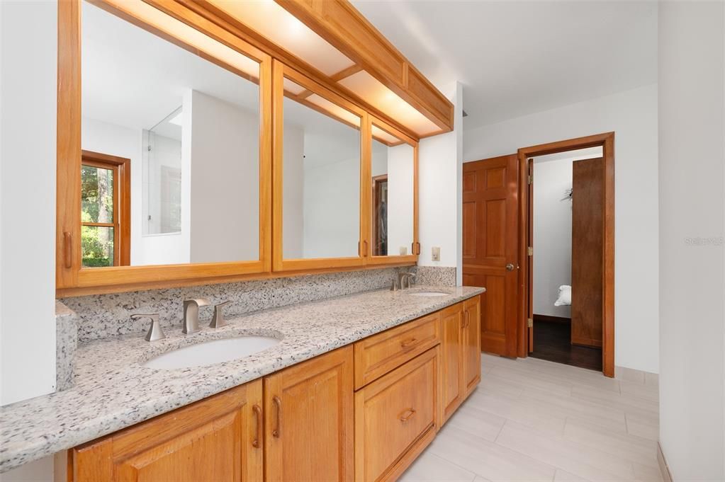 For Rent: $7,000 (5 beds, 4 baths, 4044 Square Feet)