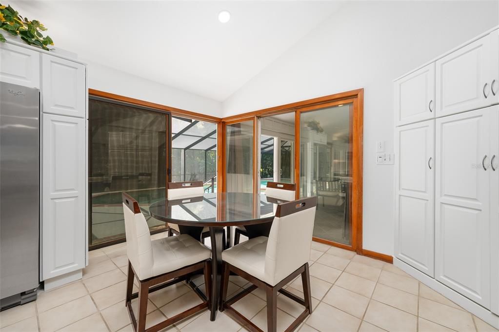 For Rent: $7,000 (5 beds, 4 baths, 4044 Square Feet)