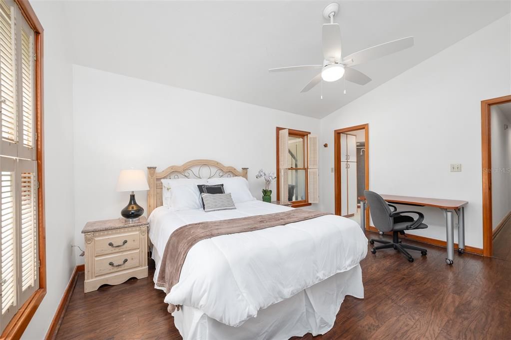 For Rent: $7,000 (5 beds, 4 baths, 4044 Square Feet)