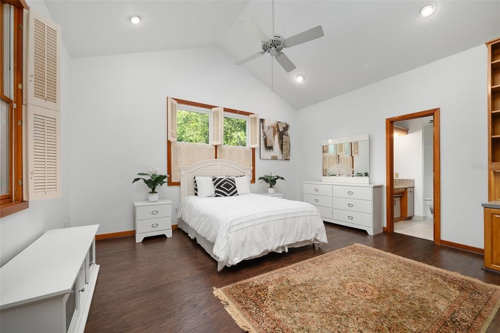 For Rent: $7,000 (5 beds, 4 baths, 4044 Square Feet)