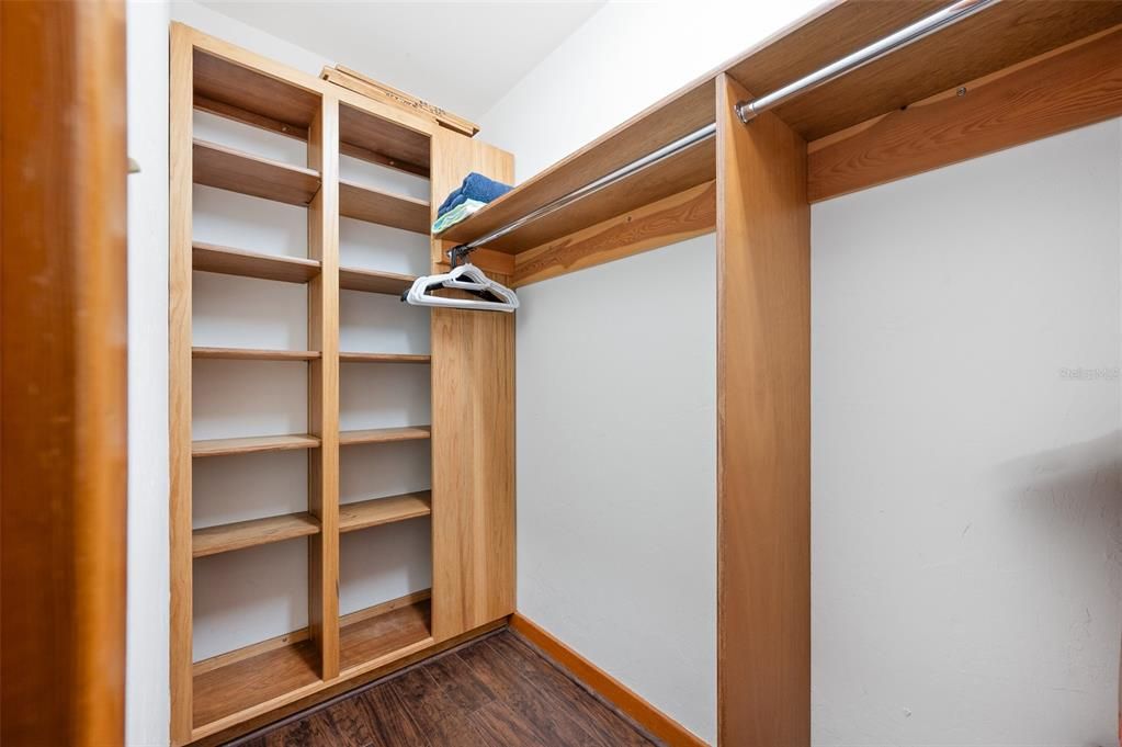 For Rent: $7,000 (5 beds, 4 baths, 4044 Square Feet)