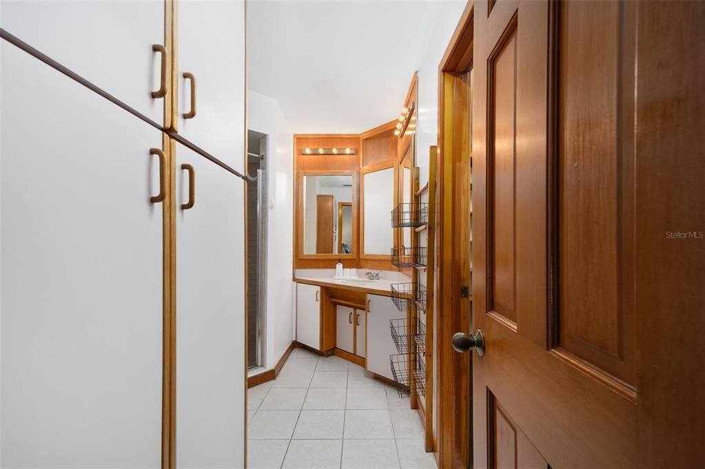 For Rent: $7,000 (5 beds, 4 baths, 4044 Square Feet)