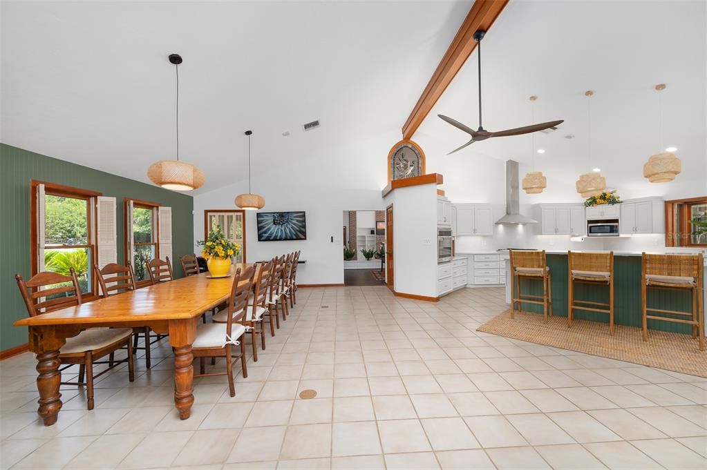 For Rent: $7,000 (5 beds, 4 baths, 4044 Square Feet)