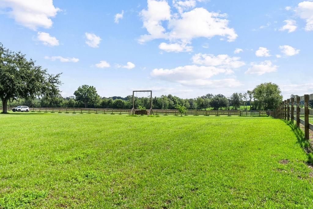 For Sale: $800,000 (3 beds, 2 baths, 2067 Square Feet)