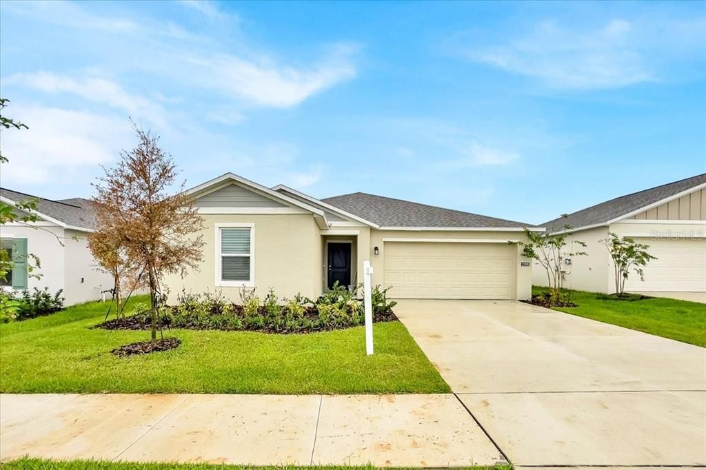 For Rent: $2,100 (4 beds, 2 baths, 1824 Square Feet)