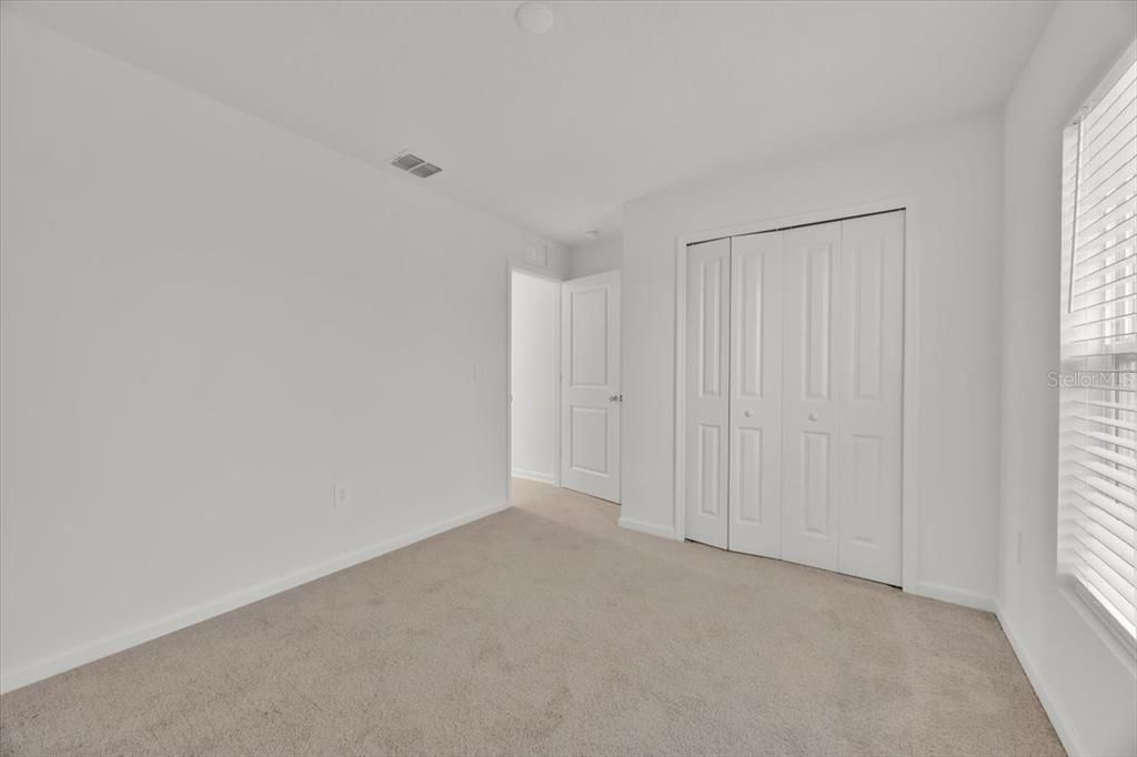 For Rent: $2,100 (4 beds, 2 baths, 1824 Square Feet)