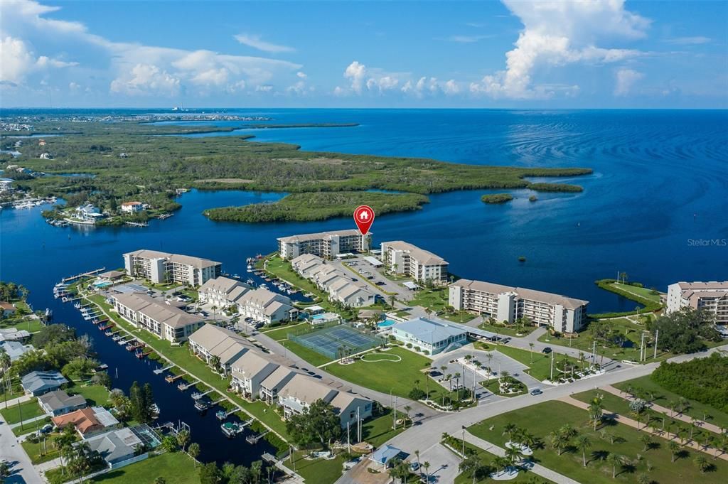 На продажу: $489,500 (2 спален, 2 ванн, 1578 Квадратных фут)