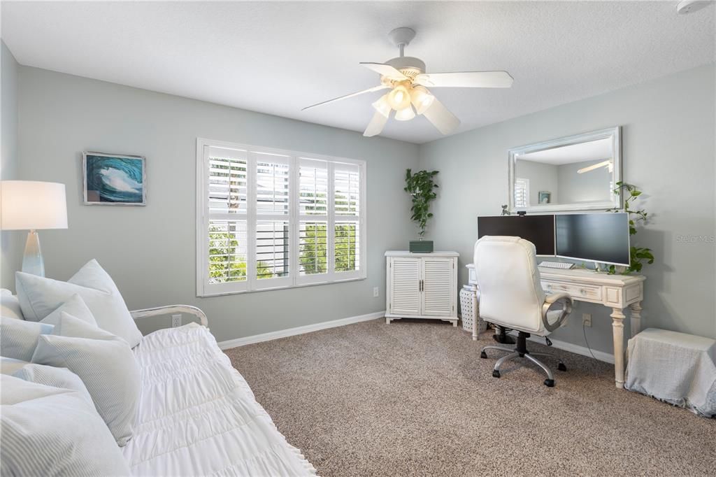 For Sale: $735,000 (5 beds, 3 baths, 3372 Square Feet)