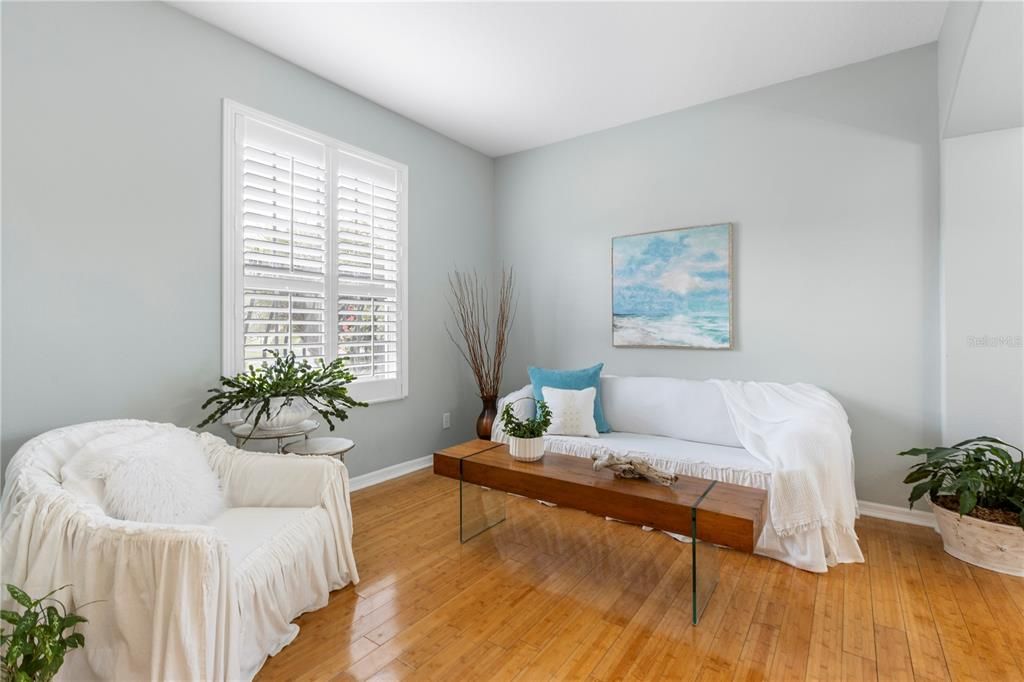 For Sale: $735,000 (5 beds, 3 baths, 3372 Square Feet)