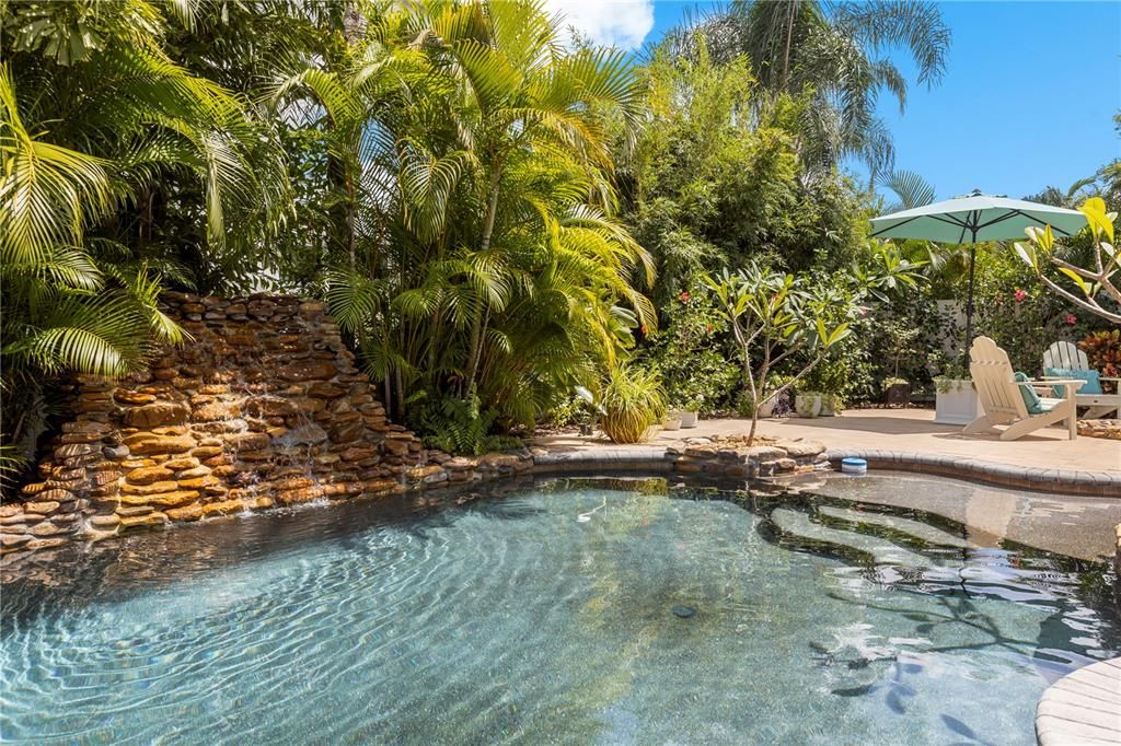 For Sale: $735,000 (5 beds, 3 baths, 3372 Square Feet)