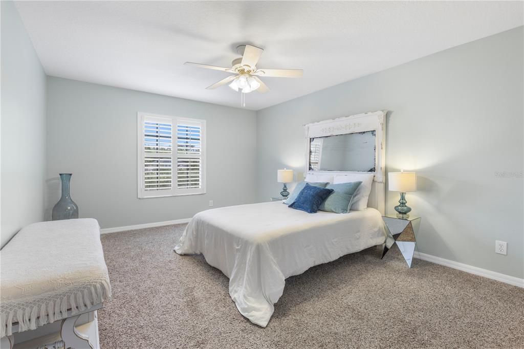 For Sale: $735,000 (5 beds, 3 baths, 3372 Square Feet)