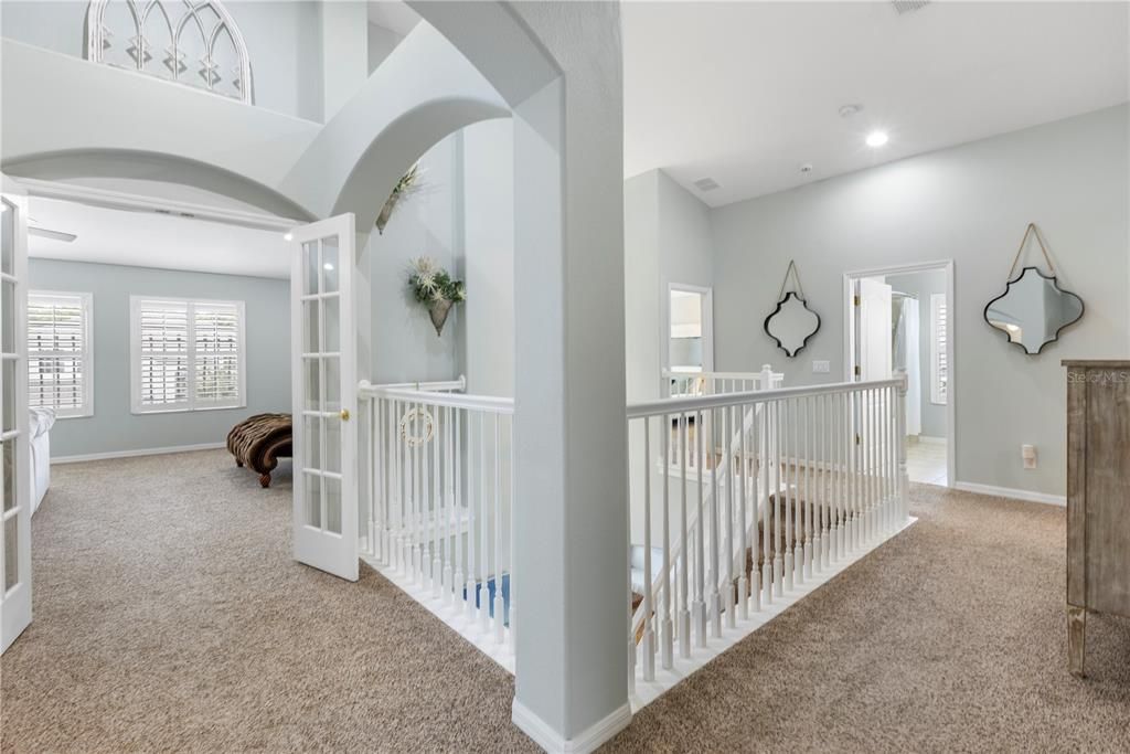 For Sale: $735,000 (5 beds, 3 baths, 3372 Square Feet)