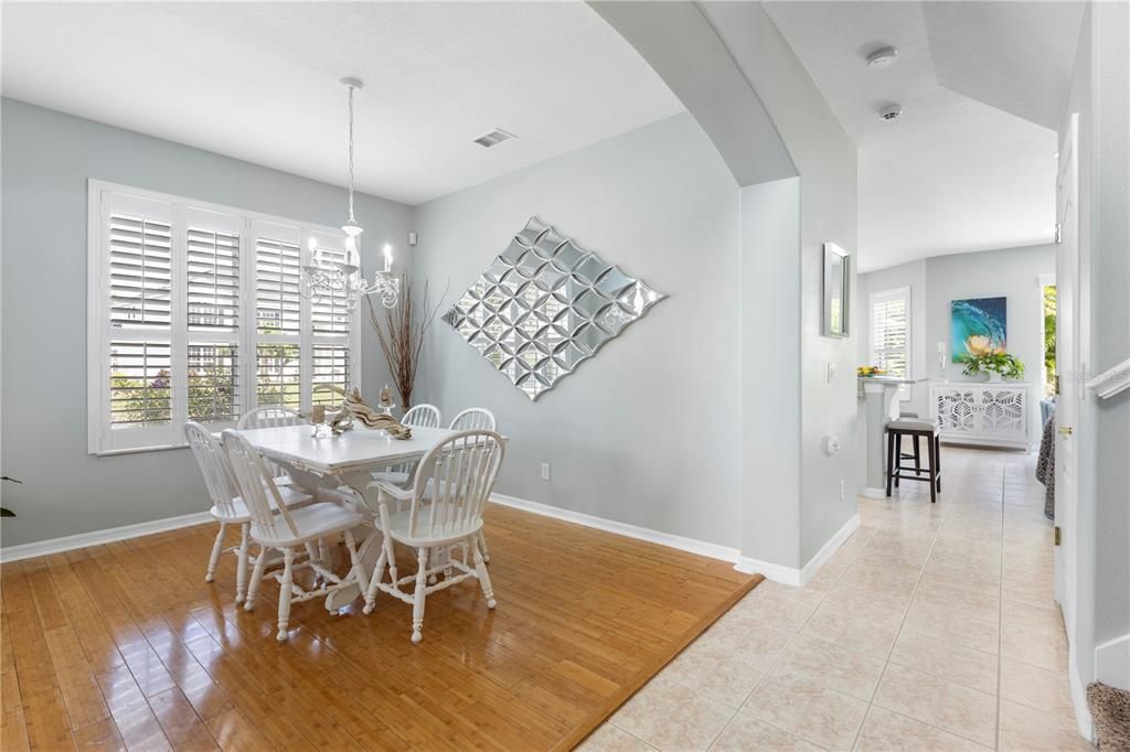 For Sale: $735,000 (5 beds, 3 baths, 3372 Square Feet)