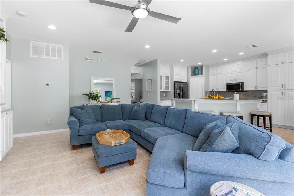 For Sale: $735,000 (5 beds, 3 baths, 3372 Square Feet)