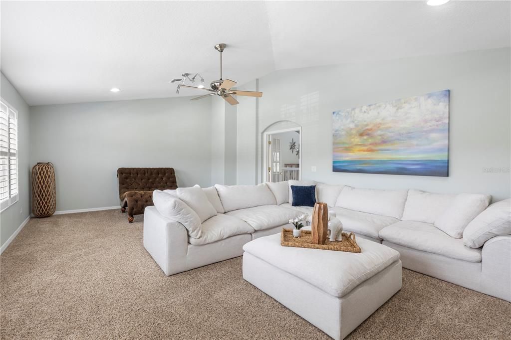 For Sale: $735,000 (5 beds, 3 baths, 3372 Square Feet)