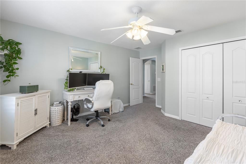 For Sale: $735,000 (5 beds, 3 baths, 3372 Square Feet)