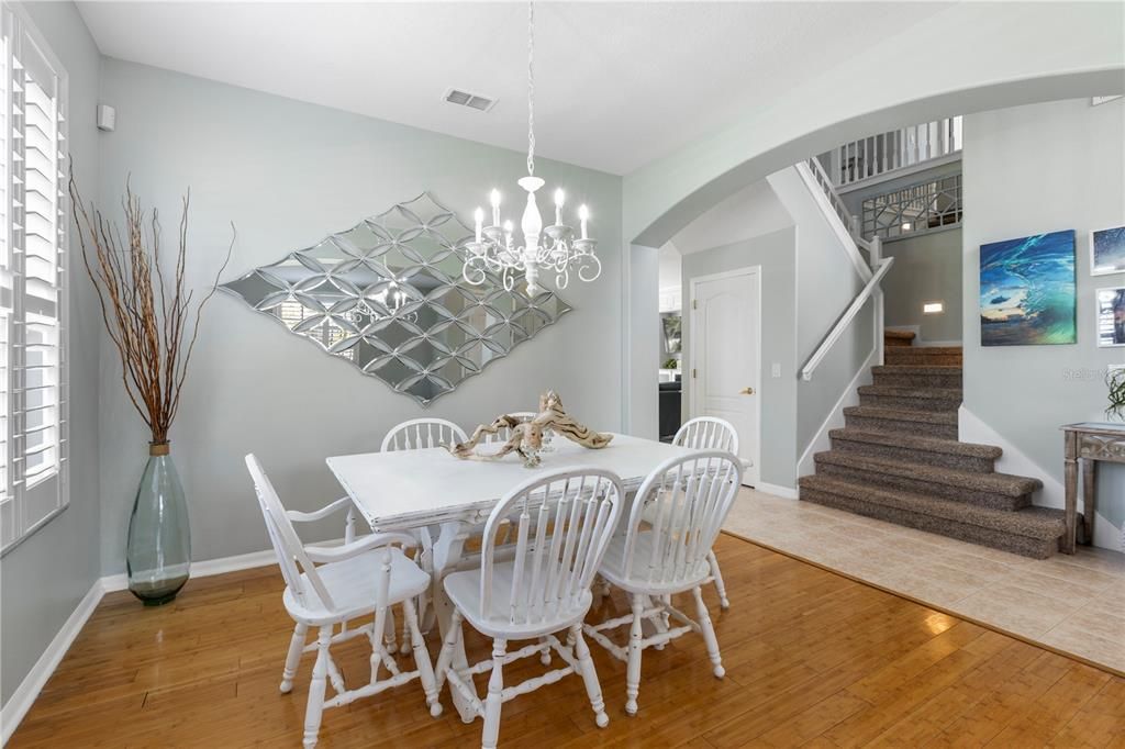 For Sale: $735,000 (5 beds, 3 baths, 3372 Square Feet)