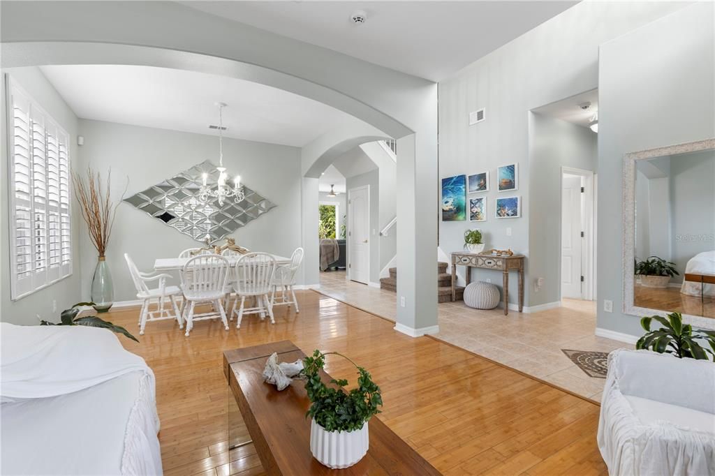 For Sale: $735,000 (5 beds, 3 baths, 3372 Square Feet)