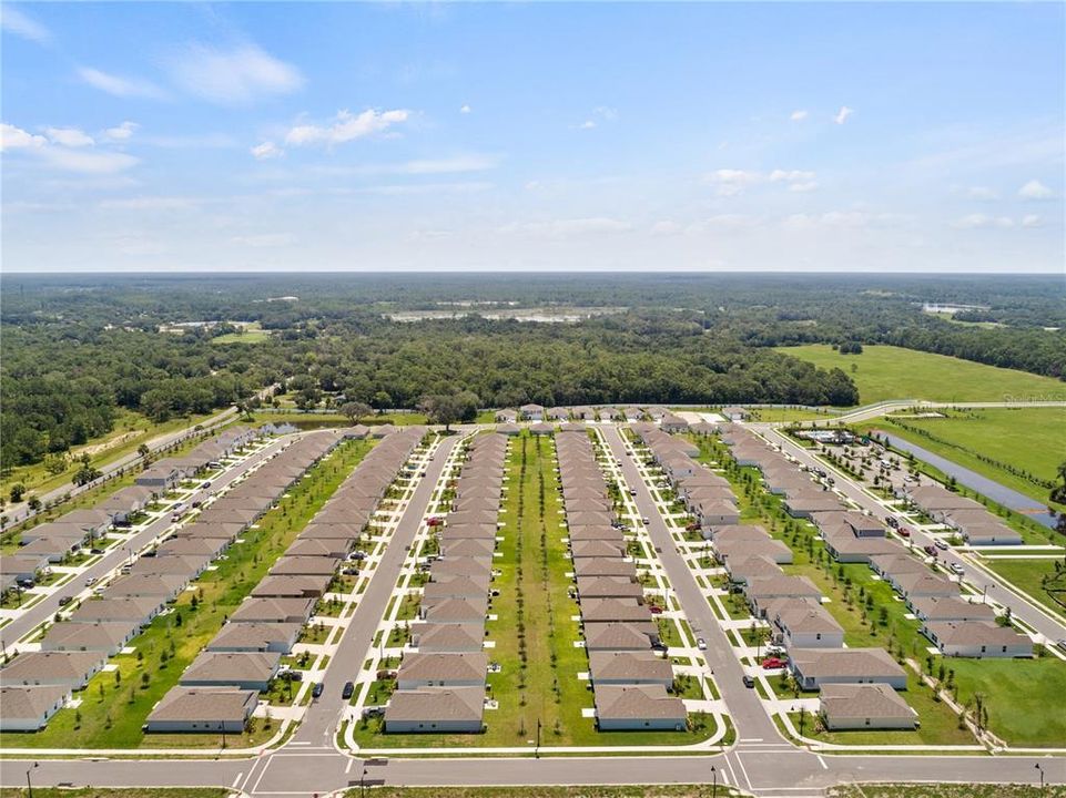 En Venta: $384,450 (4 camas, 3 baños, 2211 Pies cuadrados)