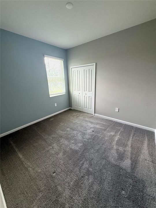 En Venta: $384,450 (4 camas, 3 baños, 2211 Pies cuadrados)