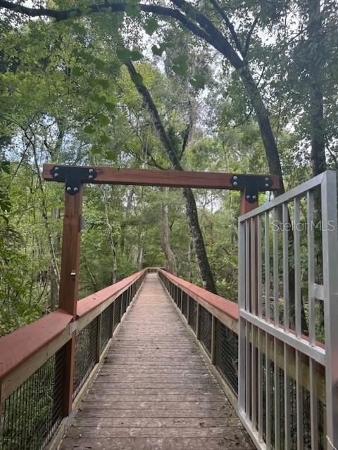 На продажу: $146,000 (12.23 acres)