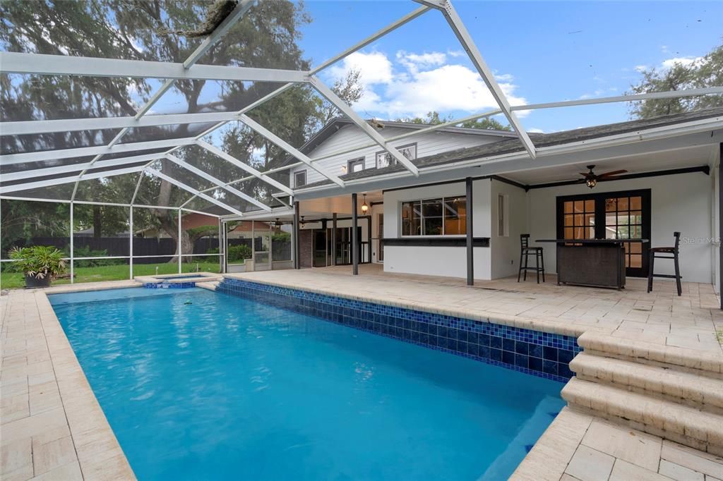 For Sale: $499,900 (3 beds, 3 baths, 2924 Square Feet)