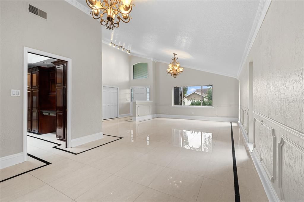 For Sale: $499,900 (3 beds, 3 baths, 2924 Square Feet)