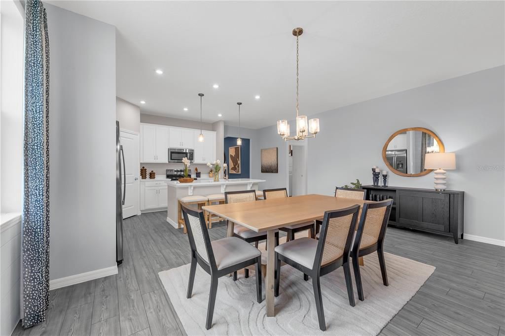 Active With Contract: $364,990 (4 beds, 3 baths, 2210 Square Feet)