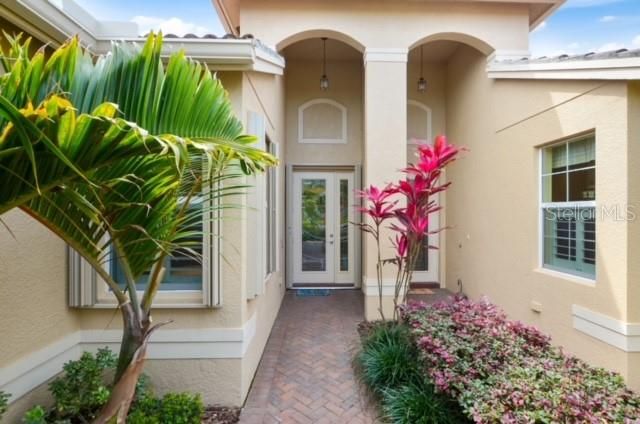 Active With Contract: $2,250 (2 beds, 2 baths, 1496 Square Feet)