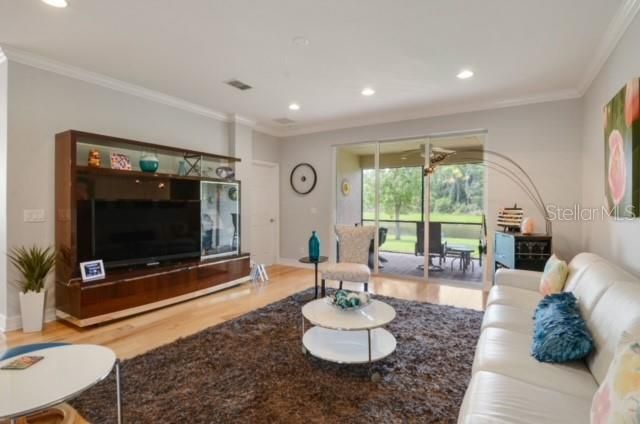 Active With Contract: $2,250 (2 beds, 2 baths, 1496 Square Feet)