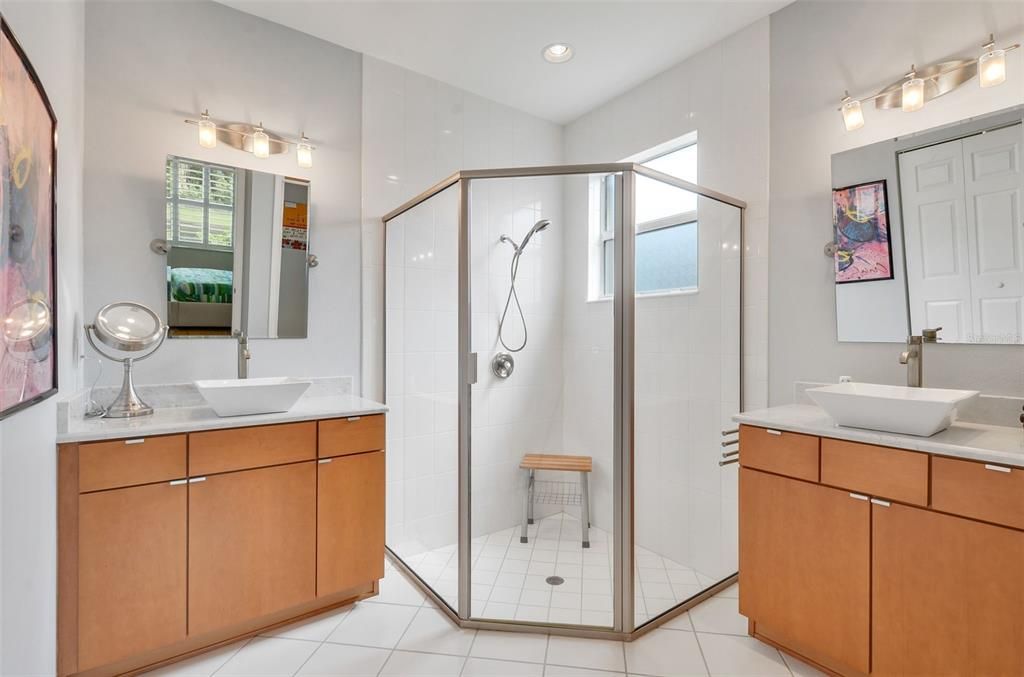 Active With Contract: $2,250 (2 beds, 2 baths, 1496 Square Feet)