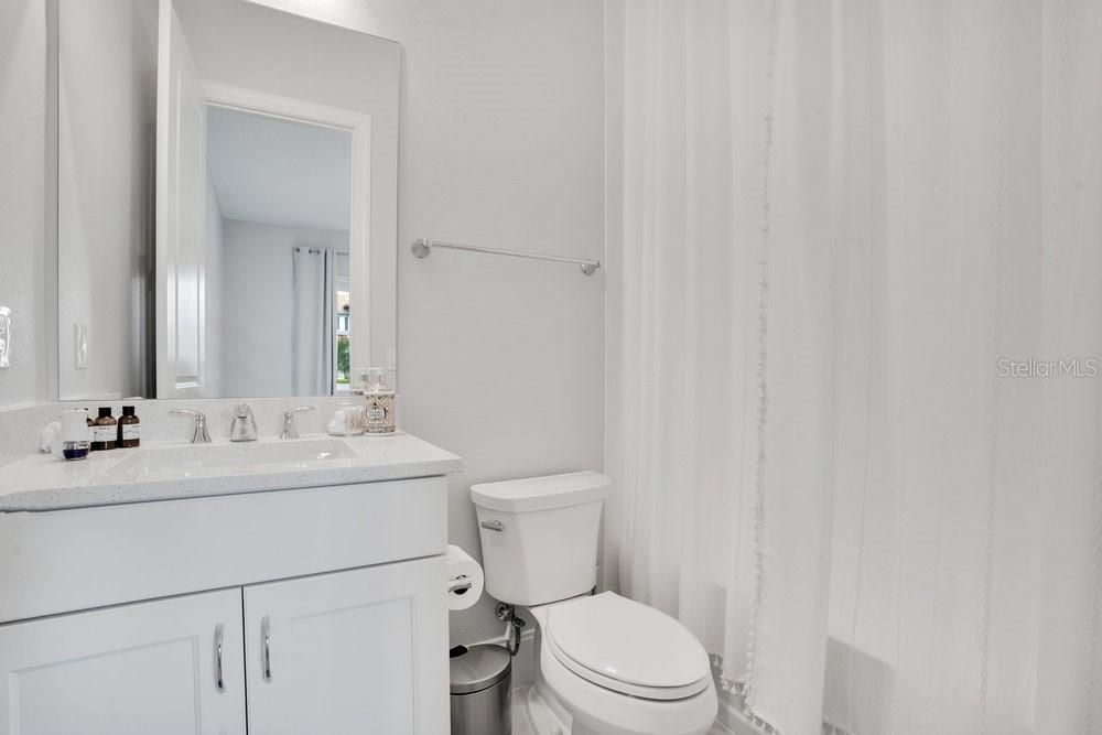 En Venta: $2,450,000 (5 camas, 4 baños, 4893 Pies cuadrados)