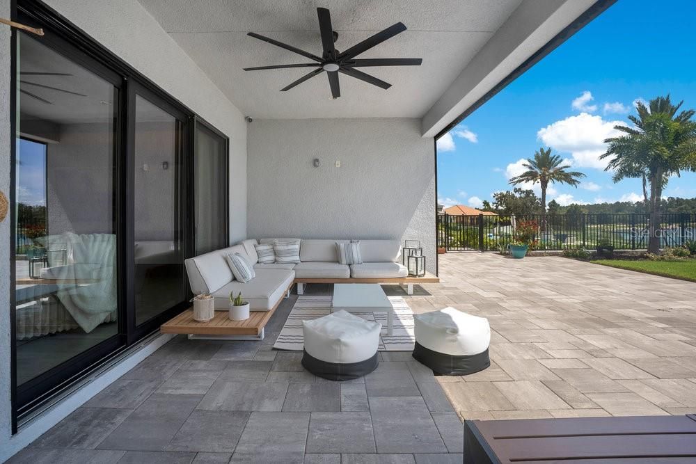 En Venta: $2,450,000 (5 camas, 4 baños, 4893 Pies cuadrados)