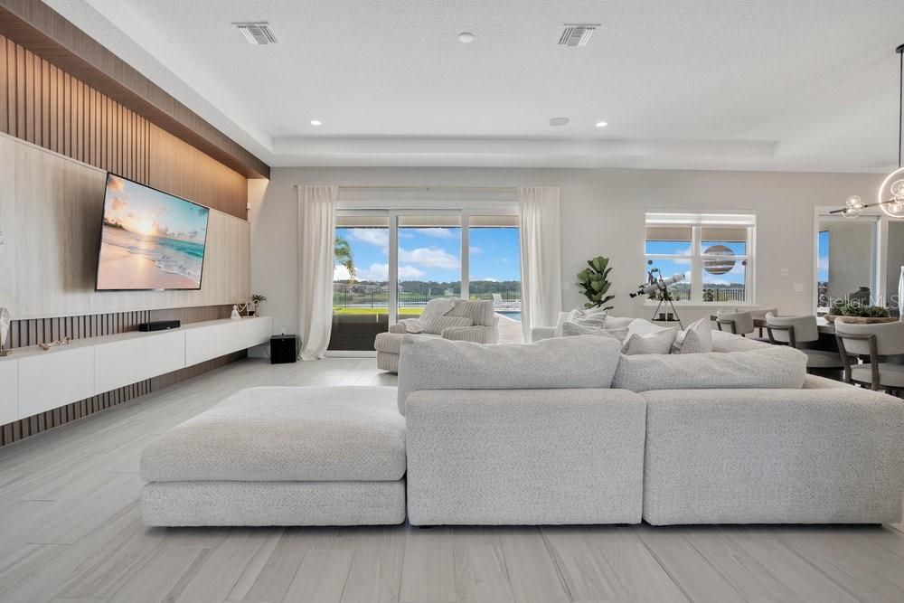 En Venta: $2,450,000 (5 camas, 4 baños, 4893 Pies cuadrados)