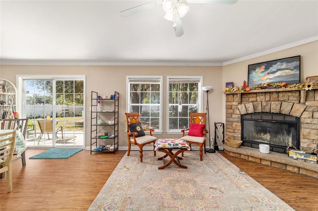 Active With Contract: $209,000 (3 beds, 2 baths, 1800 Square Feet)