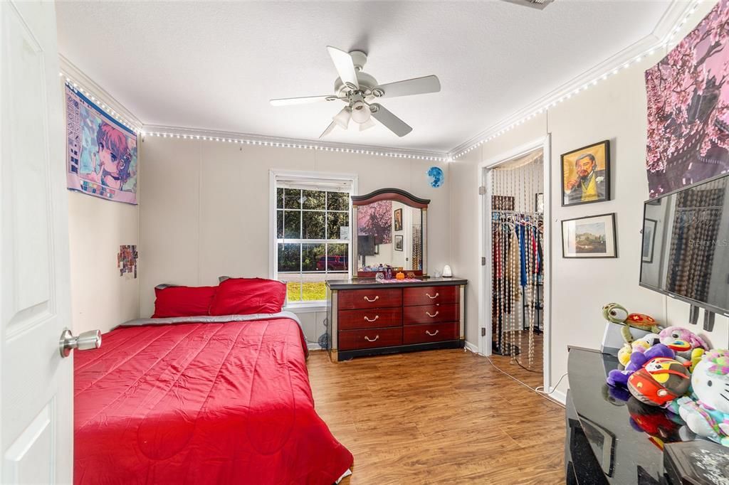 Active With Contract: $209,000 (3 beds, 2 baths, 1800 Square Feet)