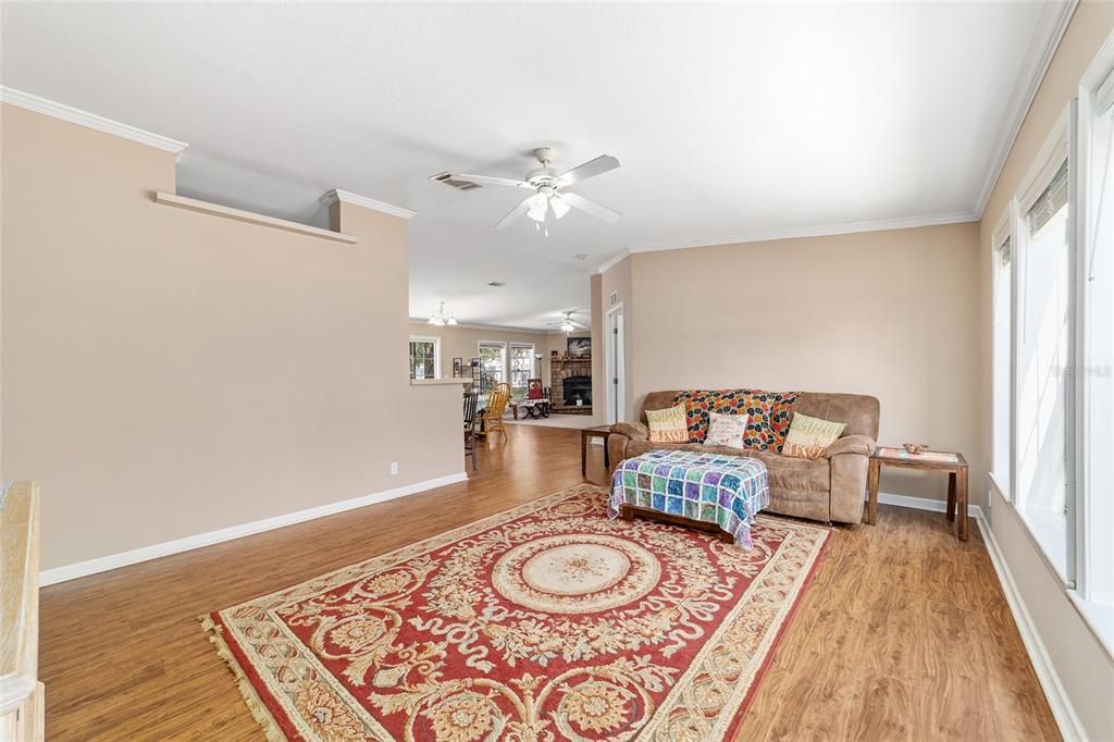 Active With Contract: $209,000 (3 beds, 2 baths, 1800 Square Feet)