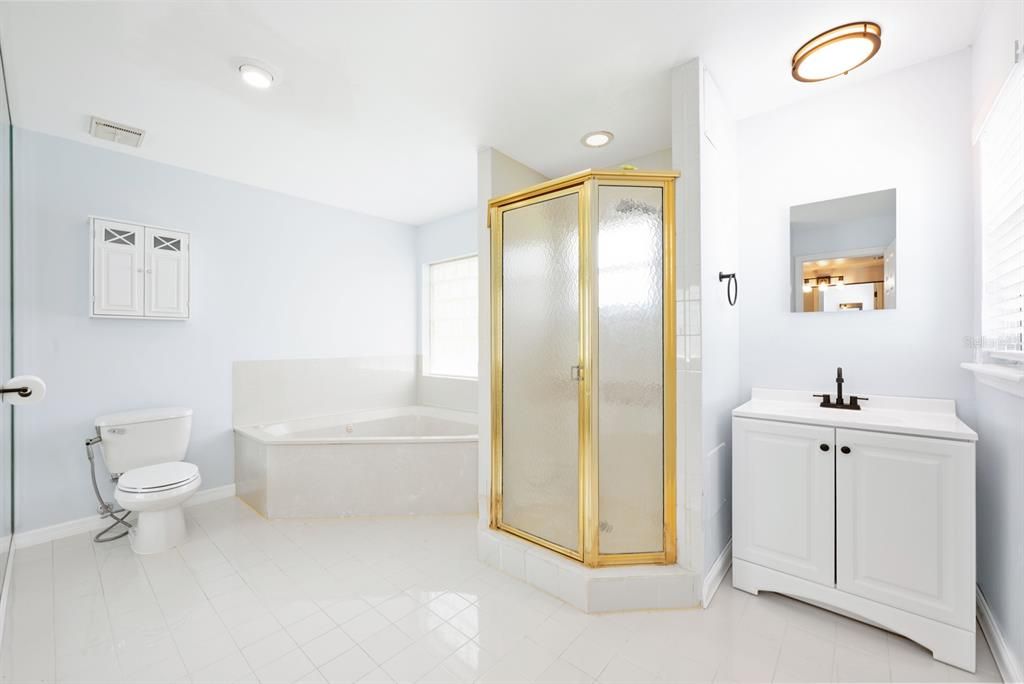 待售: $599,000 (4 贝兹, 4 浴室, 2738 平方英尺)